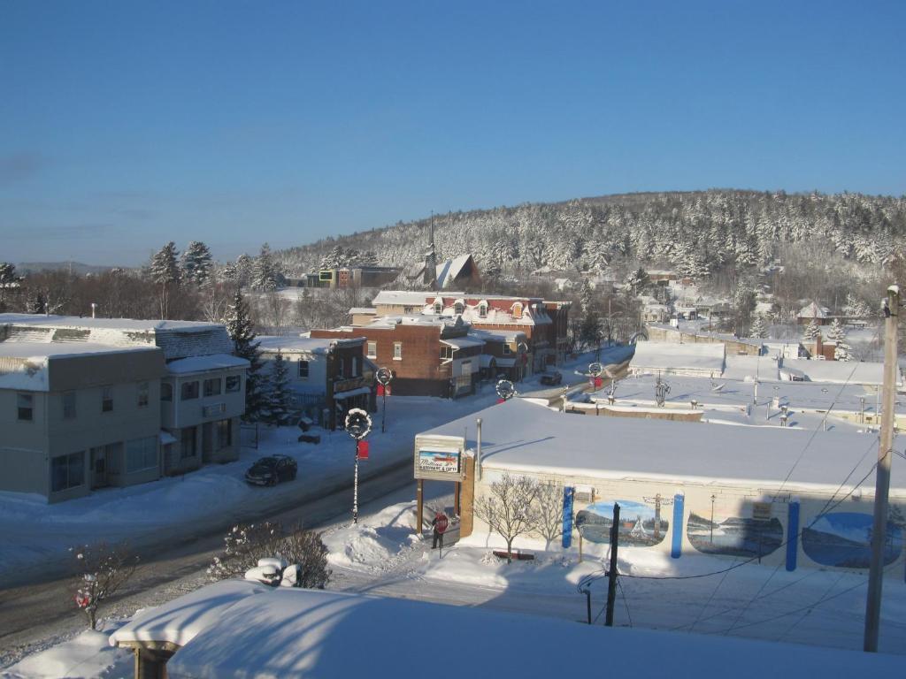 Le Voyageur Inn Mattawa Exterior foto